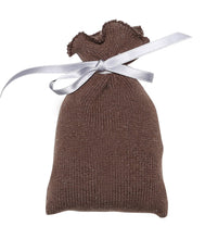 Load the image into the gallery viewer, engage cashmere sachet with Swiss stone pine shavings
