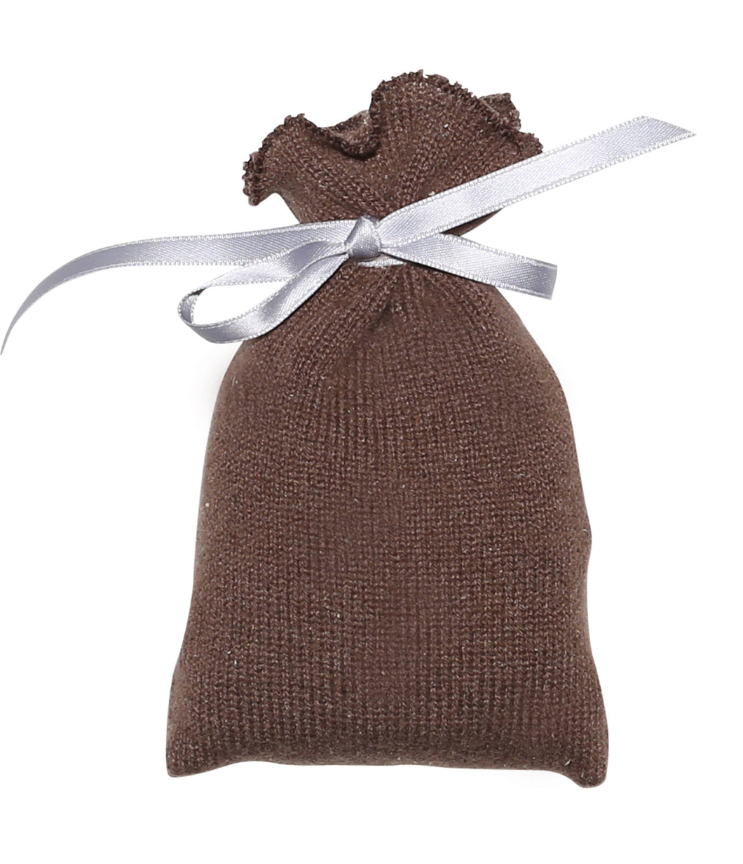 engage cashmere sachet with Swiss stone pine shavings